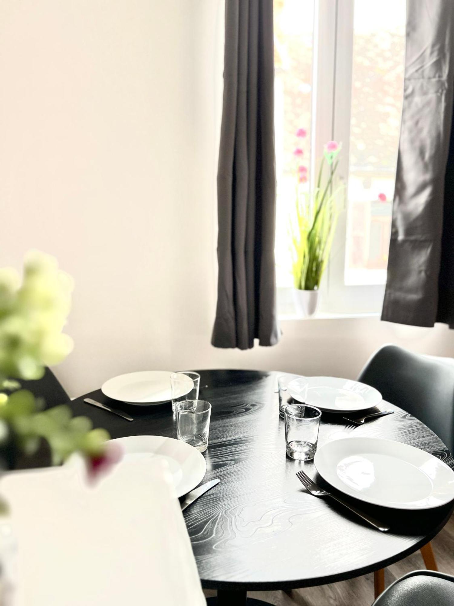 Immeuble De 4 Appartements A Themes Abbeville Buitenkant foto